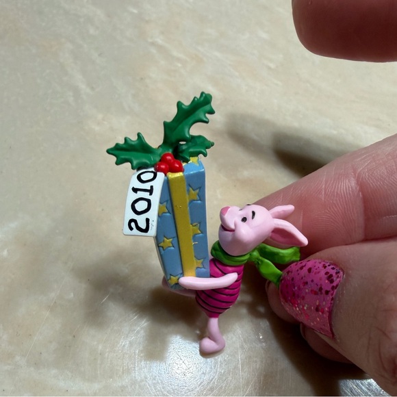 Set of 2 Miniature Hallmark Keepsake Ornaments - Picture 4 of 7